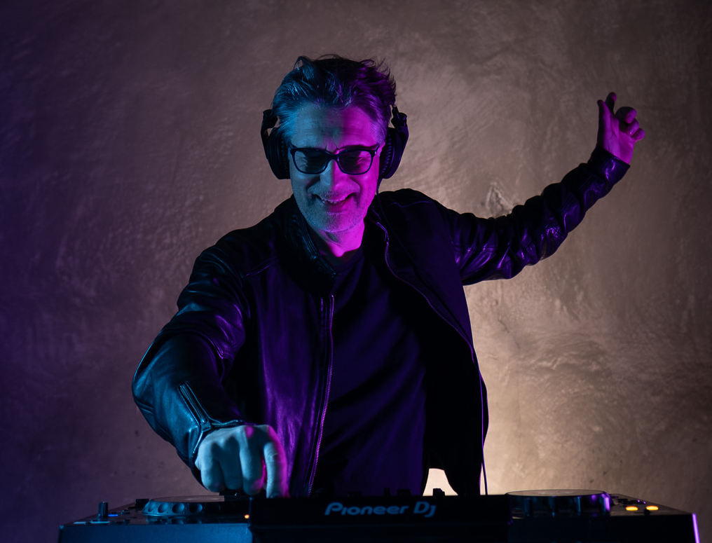 Bay Area Wedding DJ Ragbar